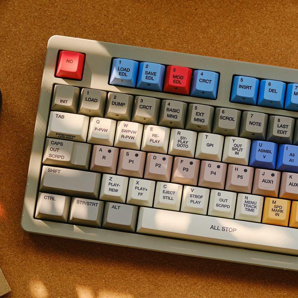 Klawisze FBB S9000 w stylu ret – Retro Gaming Keycaps recenzja i cena