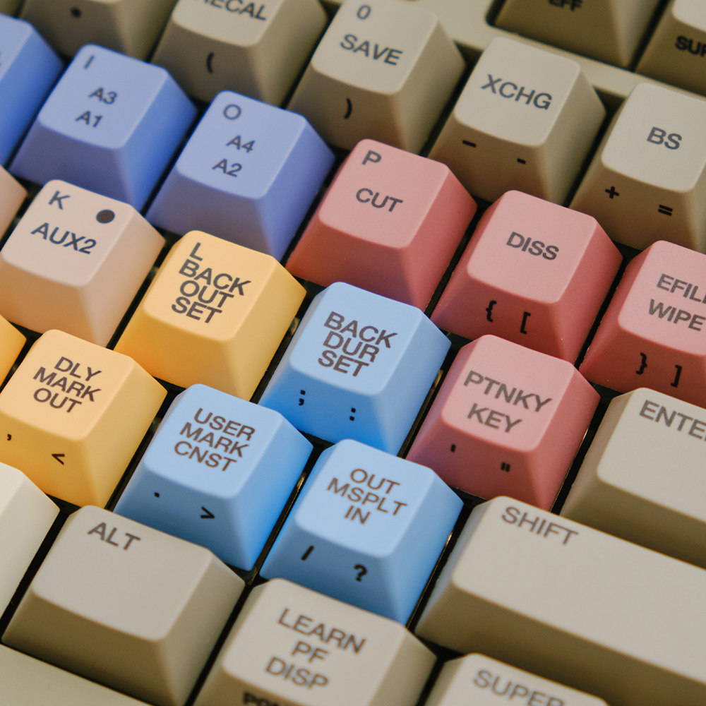 Klawisze FBB S9000 w stylu ret – Retro Gaming Keycaps recenzja i cena